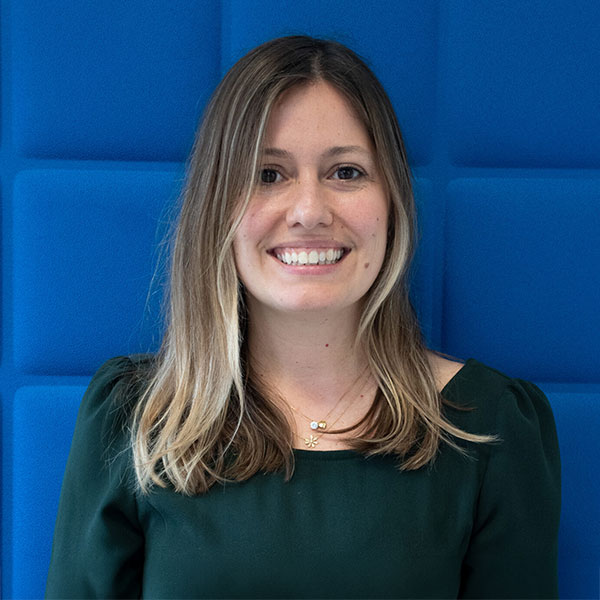 Tania Avila | Operations&Procurement Specialist - PhotonPath